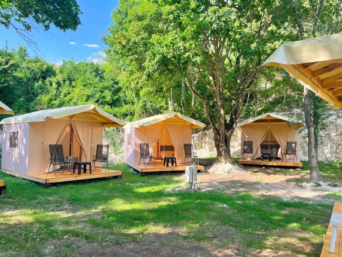 فندق Divoto Glamping بالشيك المظهر الخارجي الصورة